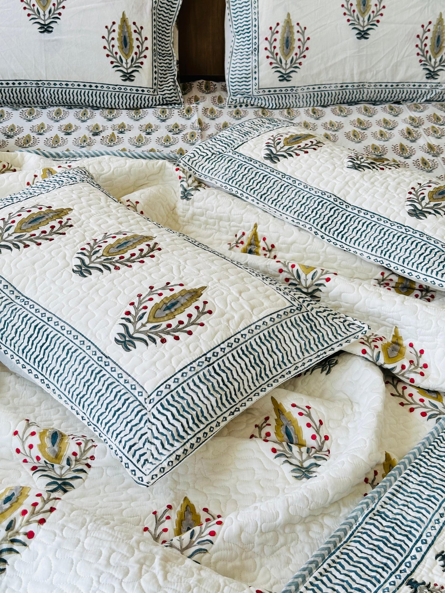 Chandni Vasl – Handblock Printed Double Comforter Set