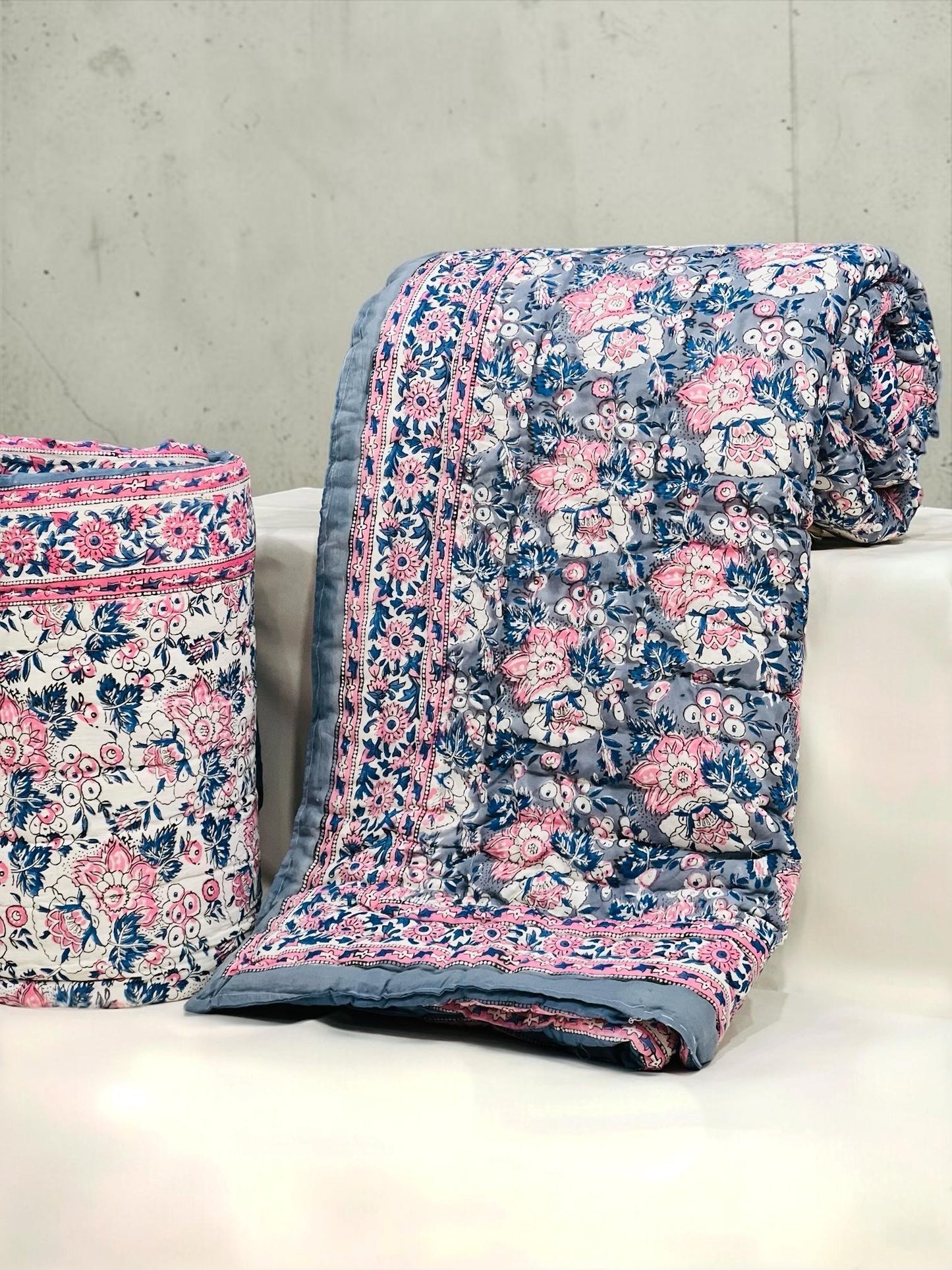 Rosy Quilt - Handblock Printed King Size Quilt Razai