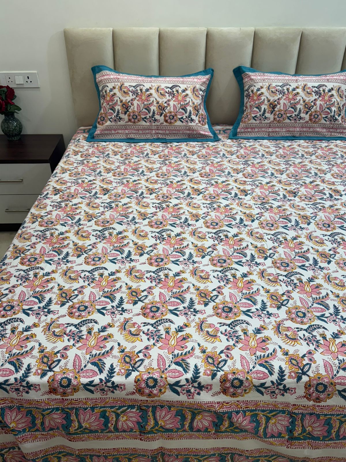 Baagh E Bahar Double Bedsheet 90x108