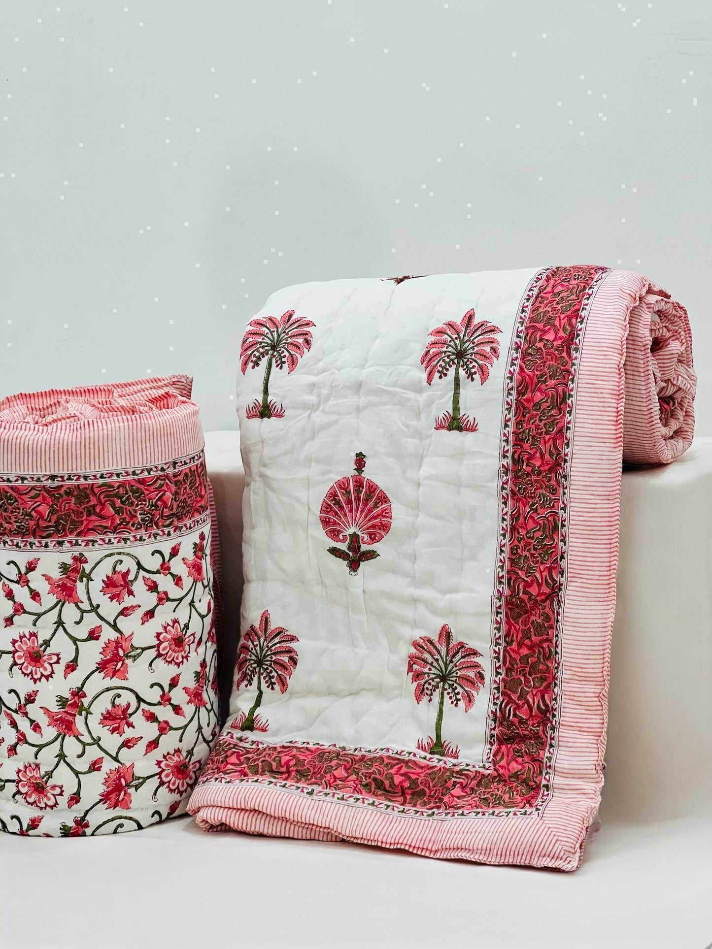 KaarigarQuilt – Handblock Printed King Size Quilt Razai
