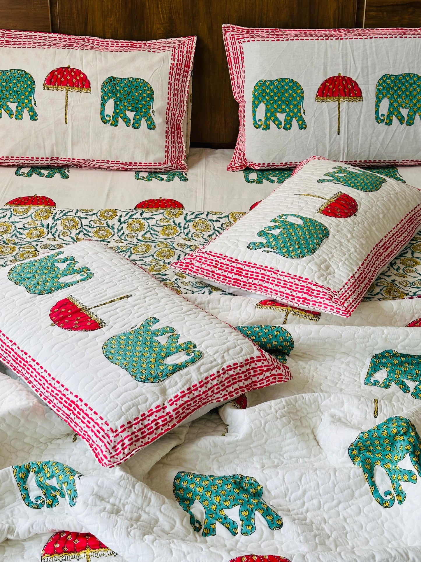 Khaamosh – Handblock Printed Double Comforter Set