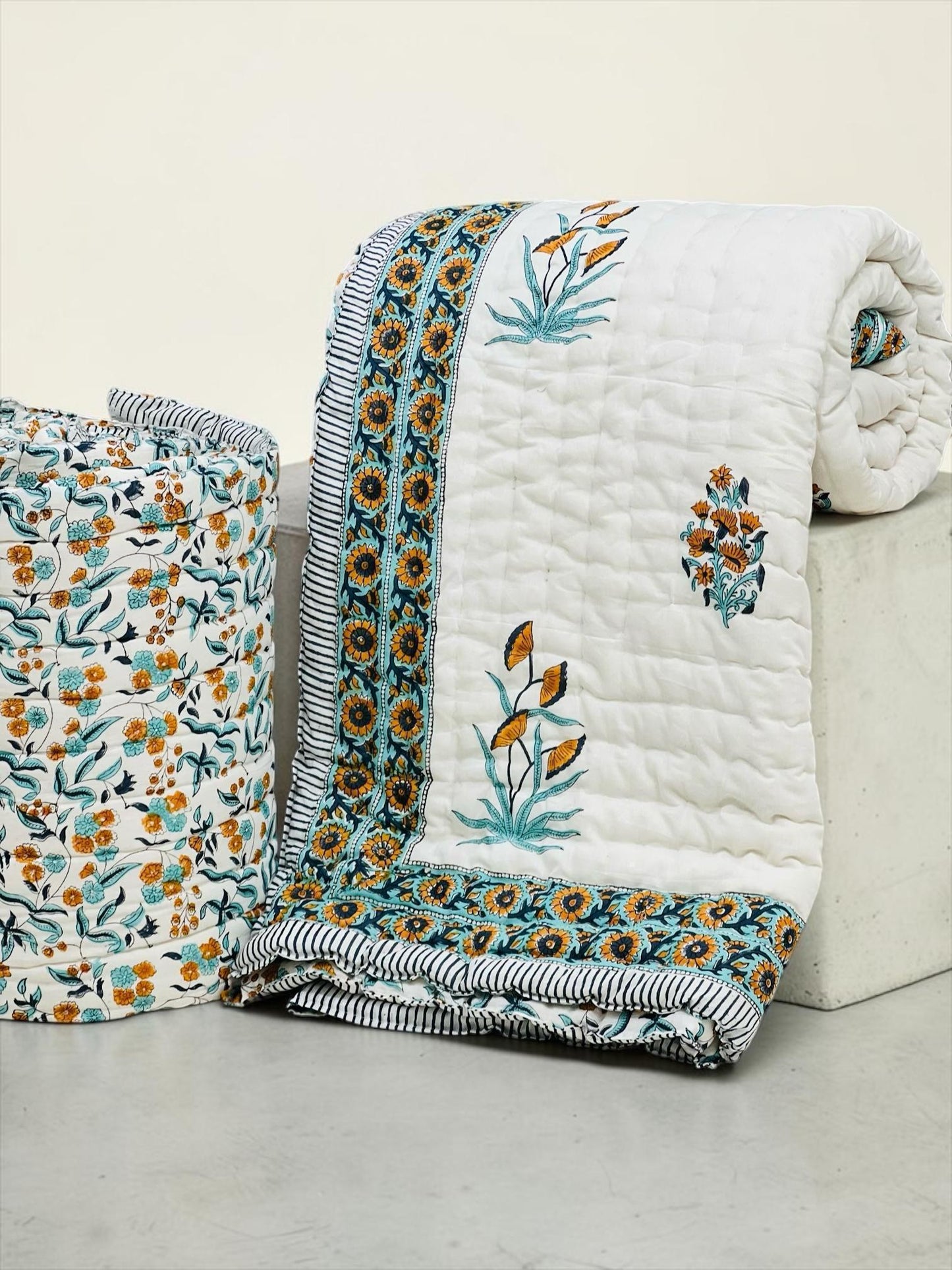 Makhmal ker – Handblock Printed King Size Quilt Razai
