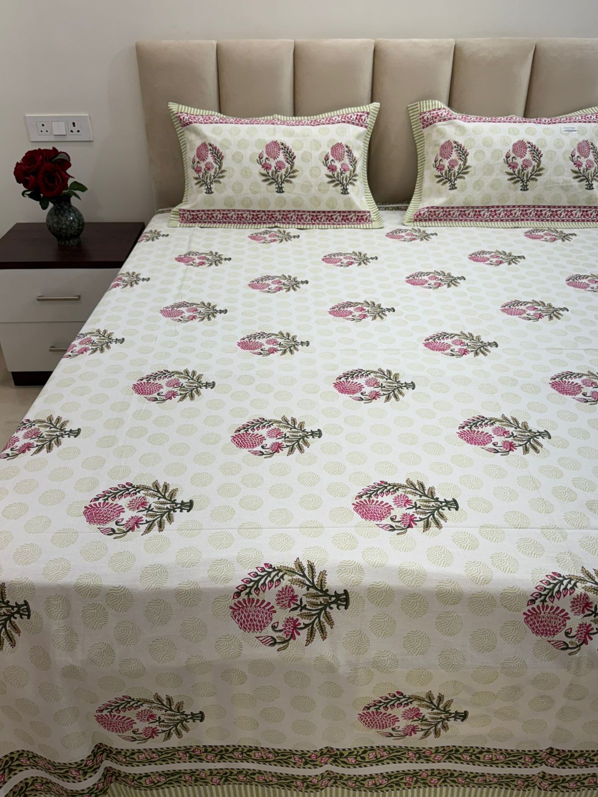Pesari Double Bedsheet 90x108