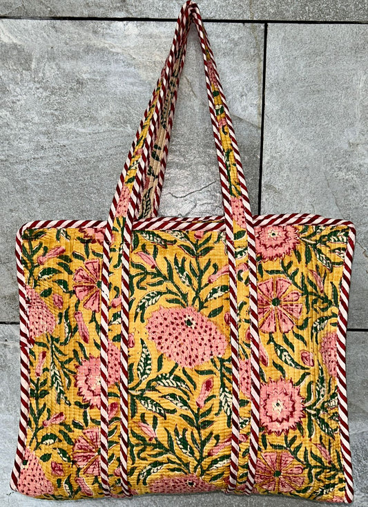 Saify - Quilted Tote Bag