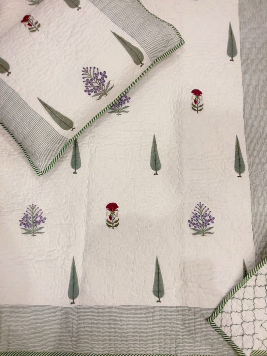 Amaltas Aura – Handblock Quilted Bedcover Set