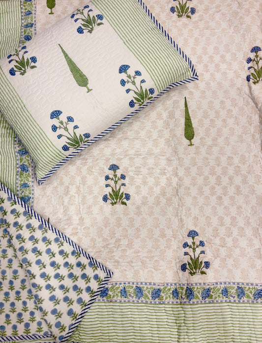 Taruvastra – Handblock Quilted Bedcover Set