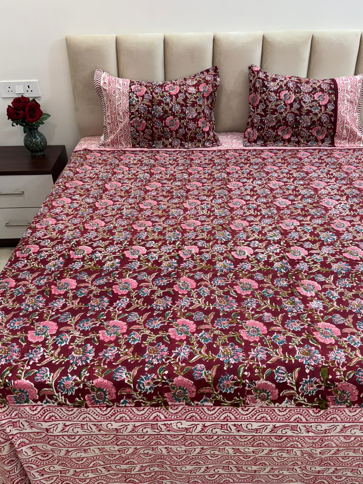 Gulabi Double Bedsheet 90x108