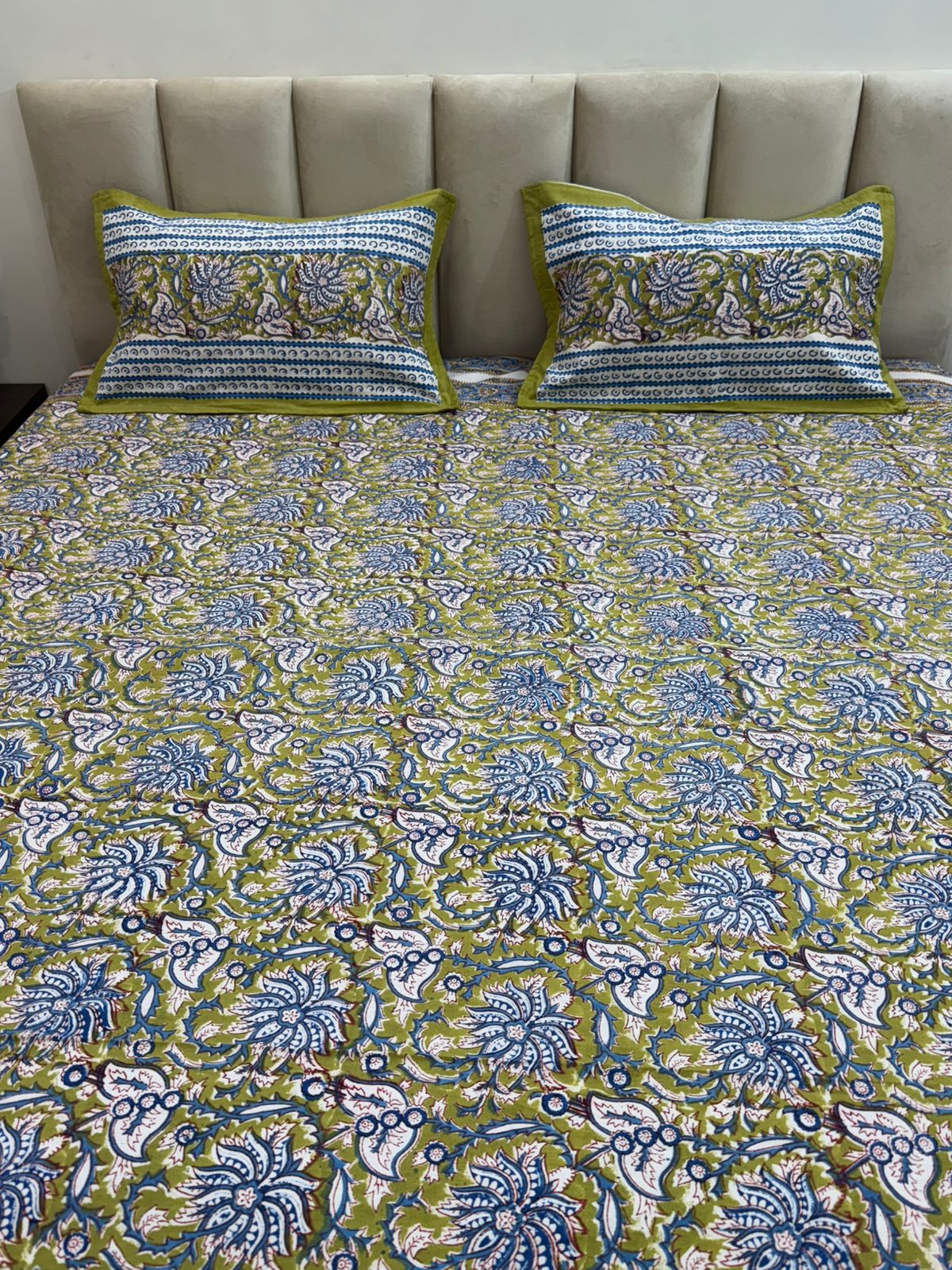 Green Harmony Double Bedsheet 90x108