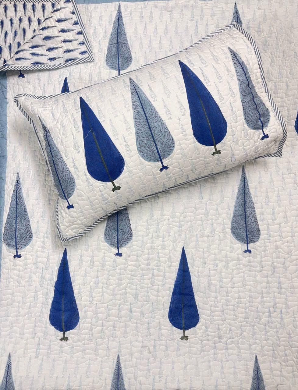 Begar - Handblock Quilted Bedcover Set
