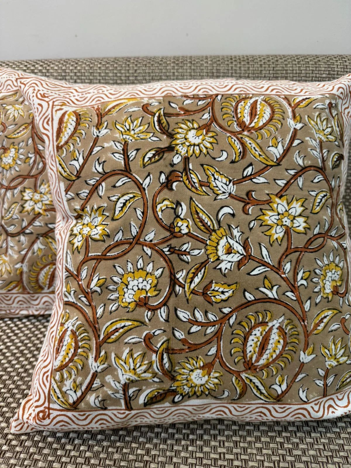 Wagarest - Handblock Printed Cushion Cover Set