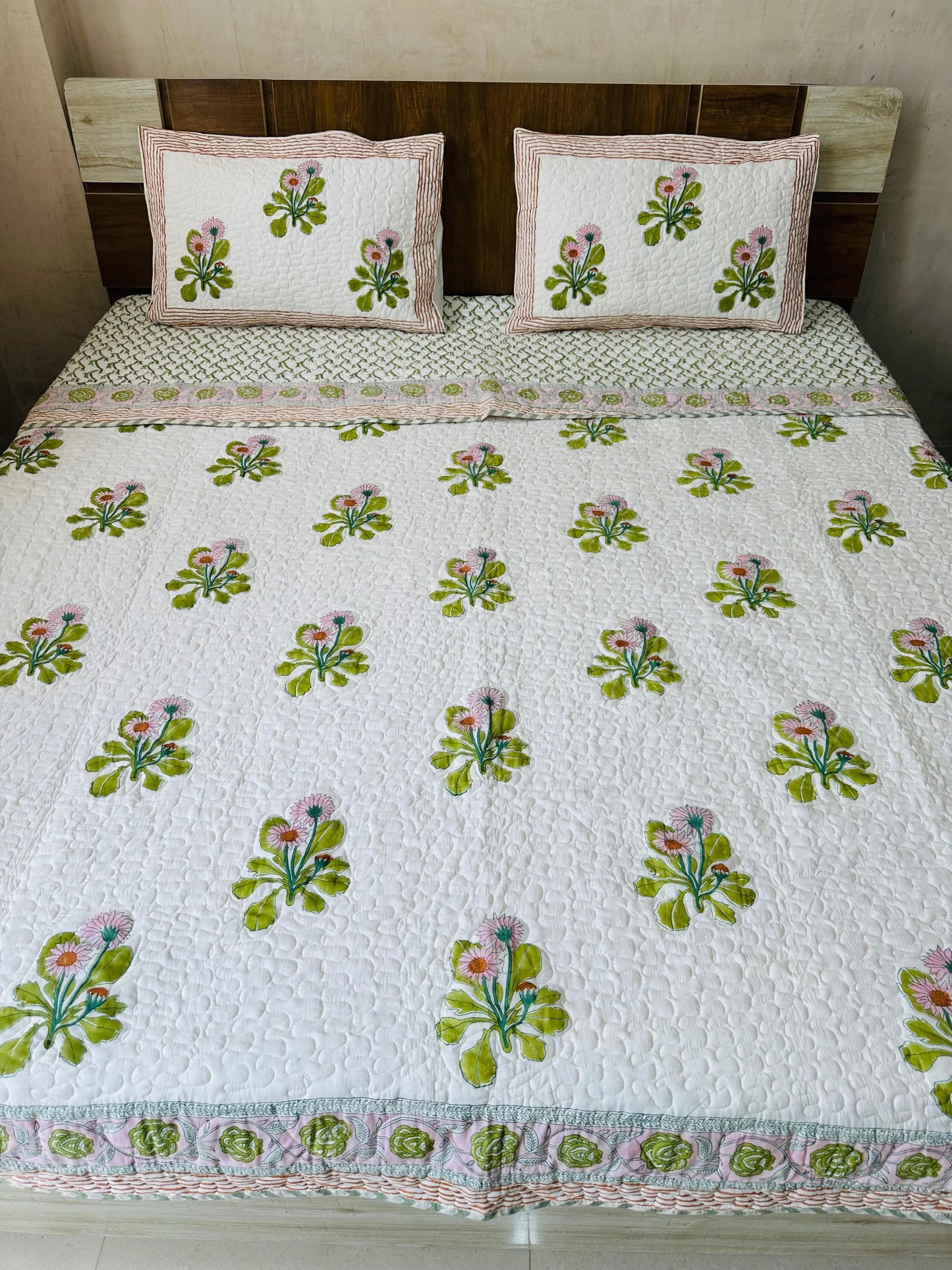 Pankhuri Beds – Handblock Quilted Bedcover Set
