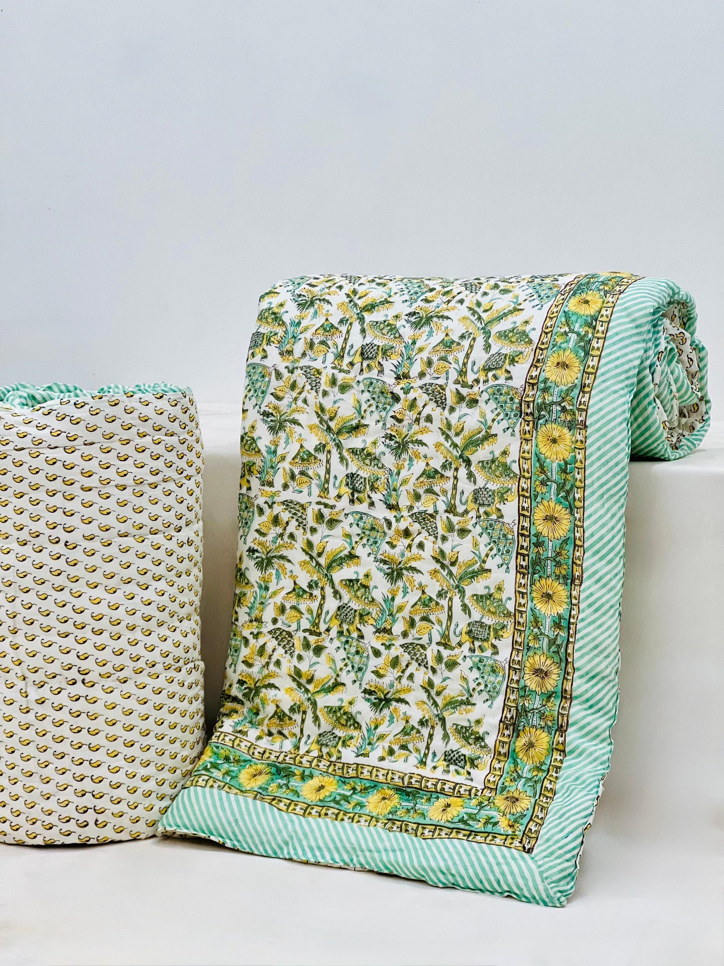 Garden lush - Handblock Printed King Size Quilt Razai