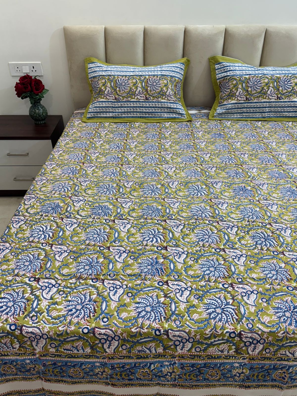 Green Harmony Double Bedsheet 90x108