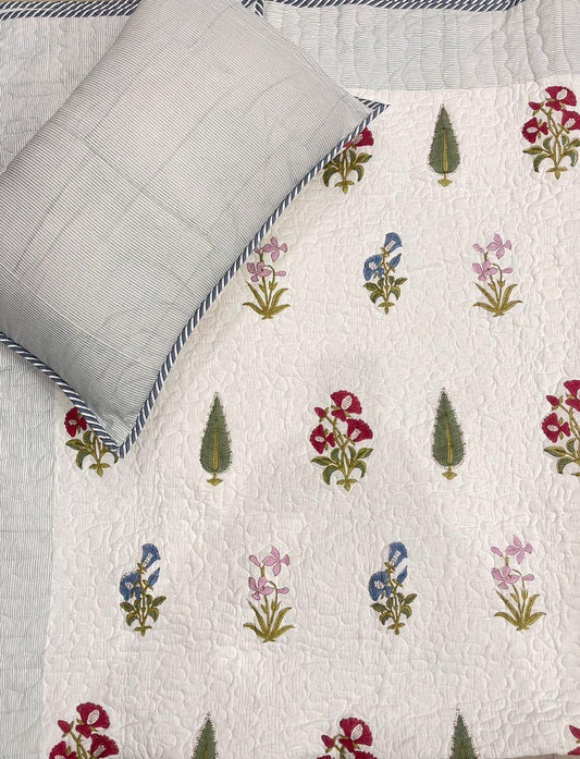 Rangbaari Beds – Handblock Quilted Bedcover Set