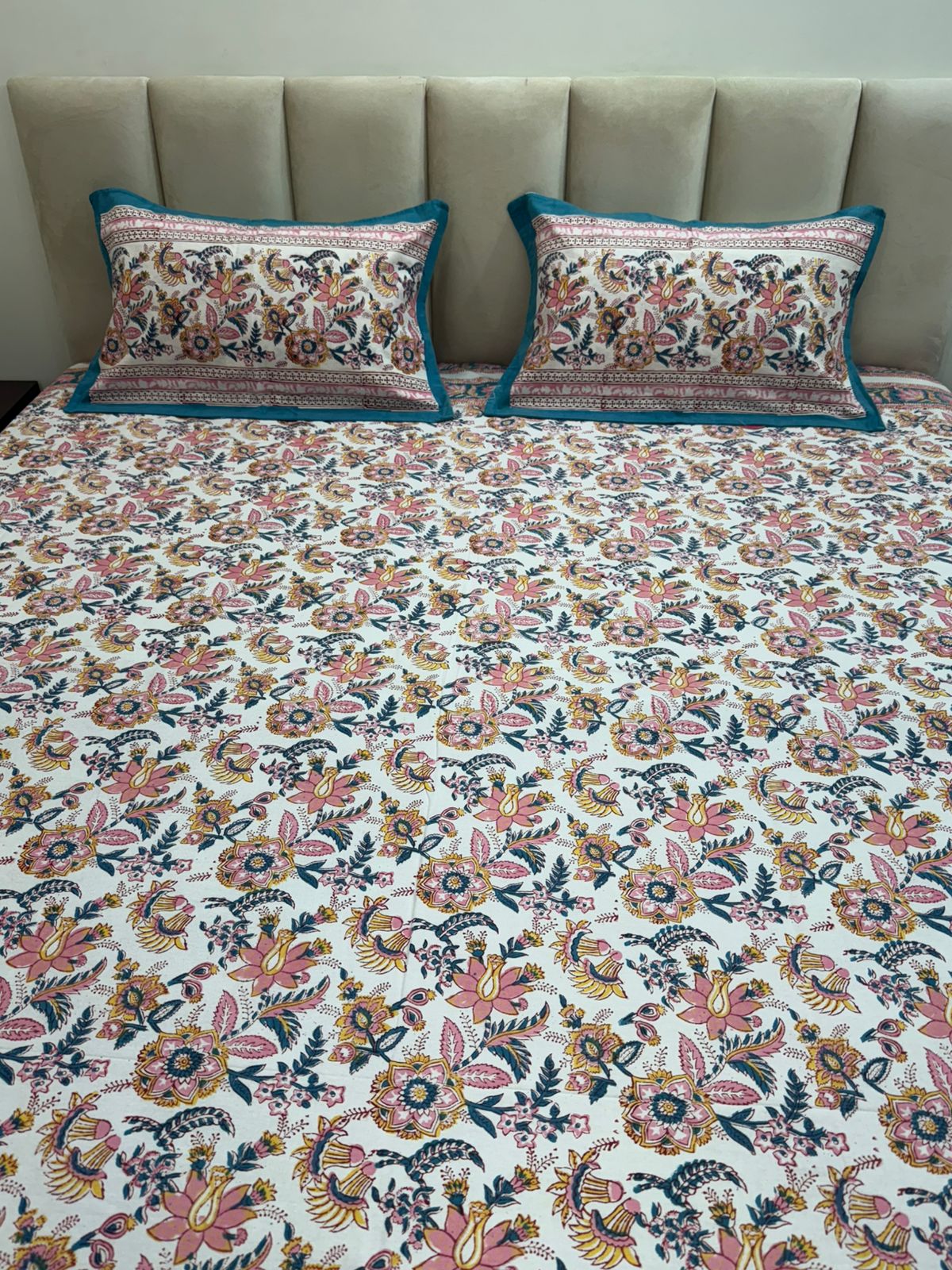 Baagh E Bahar Double Bedsheet 90x108